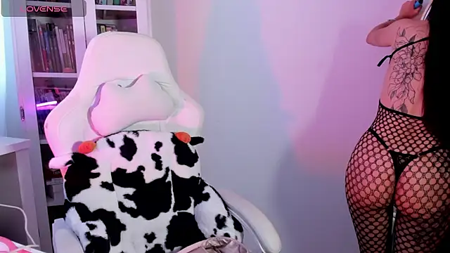 Snapshot of AgathaBlair chatting on 17, 6, 2026 AgathaBlair online show from 17, 6, 2026