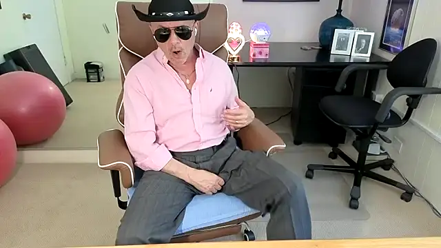 Snapshot of hotdadbod chatting on 29, 6, 2026 hotdadbod online show from 29, 6, 2026