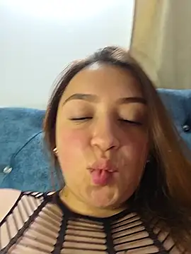 Veronicca 7 online show from 10, 7, 2026