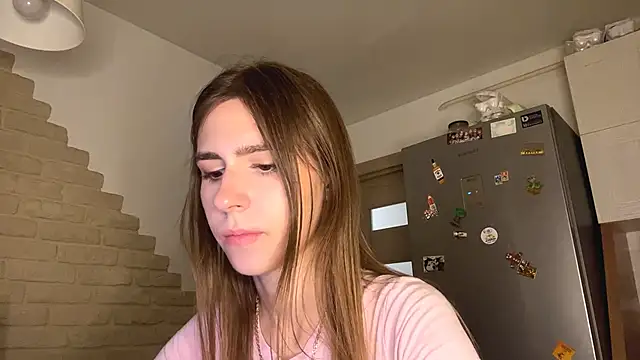 ZaraGuyette online show from 7, 6, 2026