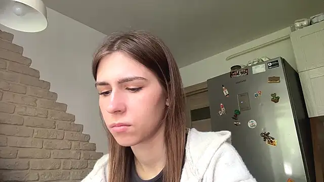 ZaraGuyette online show from 2, 6, 2026