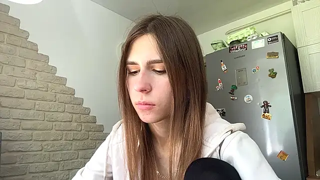 ZaraGuyette online show from 29, 5, 2026