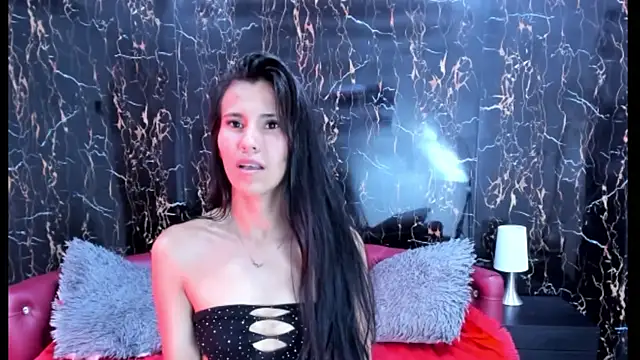 Annitarogers  online show from 16, 5, 2026