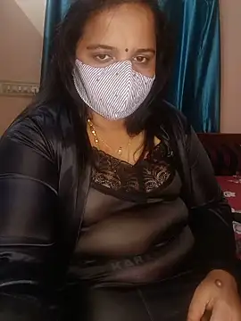 pirainilla online show from 12, 6, 2026