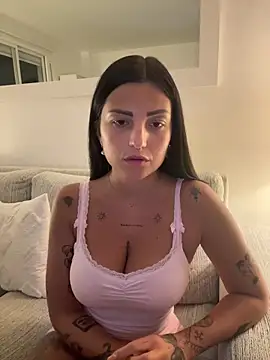 leaascorpioo online show from 24, 5, 2026