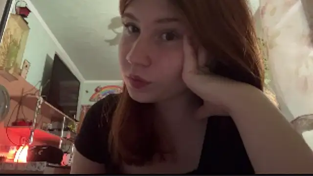 EmmaLovelyBB online show from 13, 5, 2026