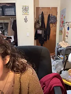 Daintydaisy2004 online show from 17, 5, 2026