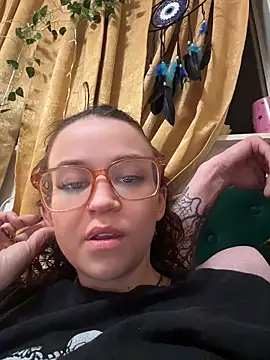 Daintydaisy2004 online show from 29, 5, 2026
