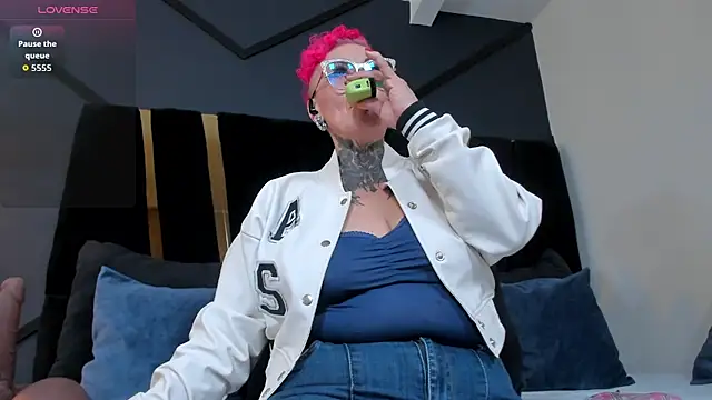 mistress sandy online show from 4, 6, 2026