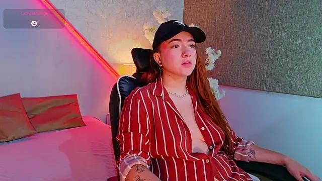 Lexavega  online show from 4, 7, 2026