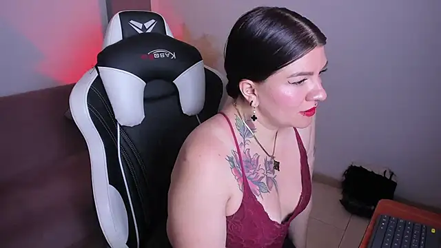 Amber Goddess online show from 13, 5, 2026