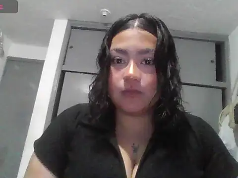 Alaia moretti online show from 30, 5, 2026