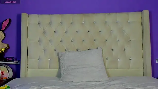 candy queens  online show from 14, 5, 2026