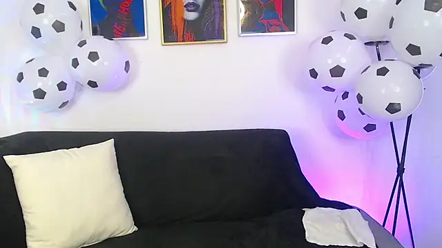 Jacky Smith1 online show from 27, 6, 2026