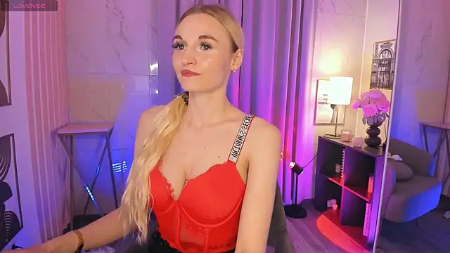 Mila  Lux online show from 28, 5, 2026