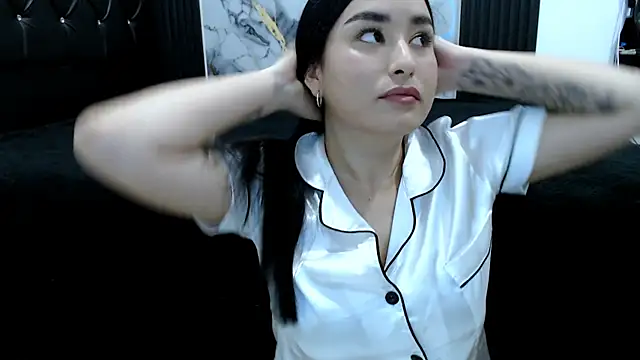 MiaReinig09 online show from 17, 6, 2026