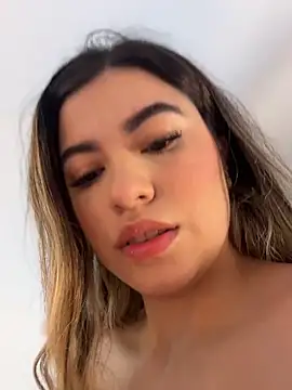 Vicky Rico  online show from 7, 6, 2026