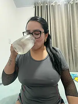 rousee69  online show from 21, 6, 2026