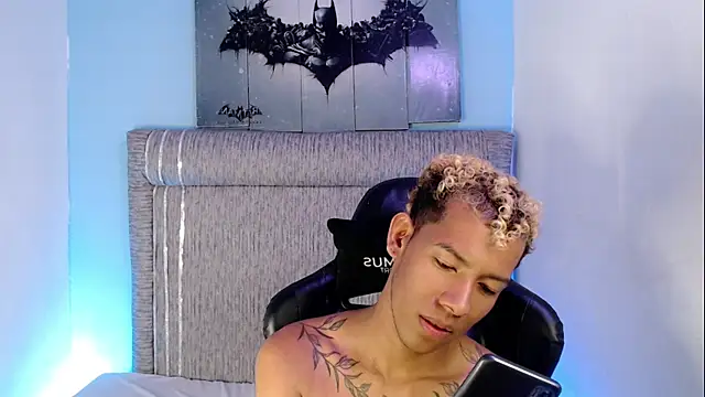Taylerr 18 online show from 16, 5, 2026