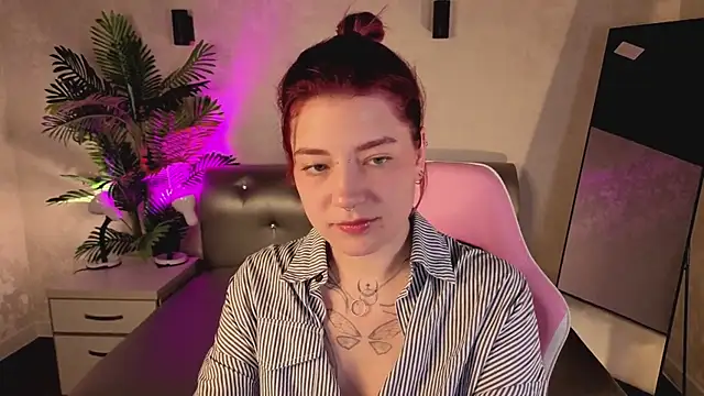 Snapshot of Nikki_Gringer chatting on 10, 6, 2026 Nikki Gringer online show from 10, 6, 2026