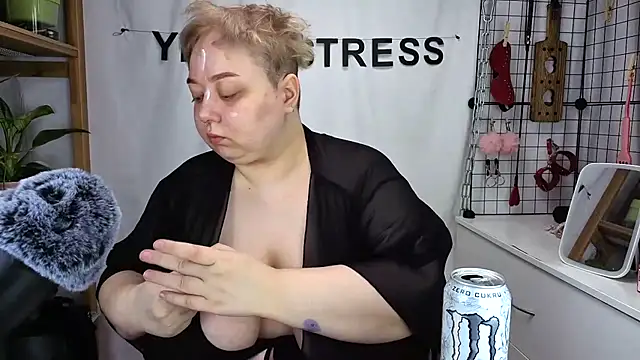 mistress molly online show from 23, 5, 2026