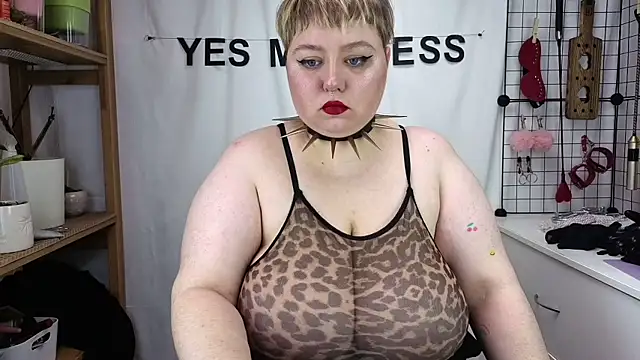 mistress molly online show from 16, 5, 2026