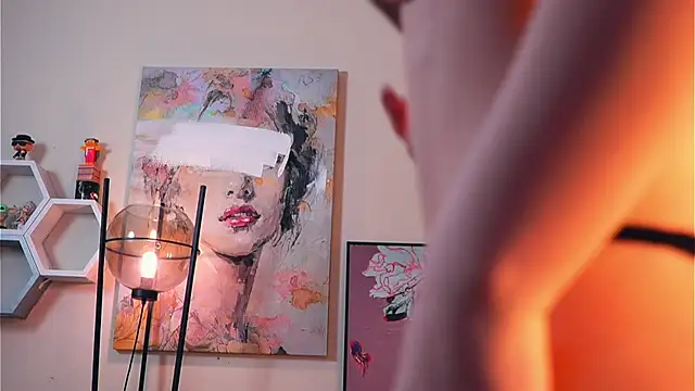 LanelleFreemyer online show from 20, 6, 2026