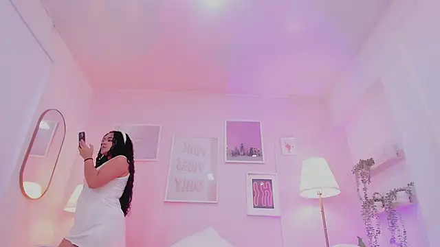 Kitty lulu  online show from 20, 6, 2026