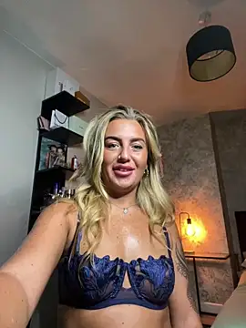 CharlottemilfUKx online show from 29, 5, 2026