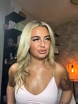 CharlottemilfUKx online show from 16, 6, 2026