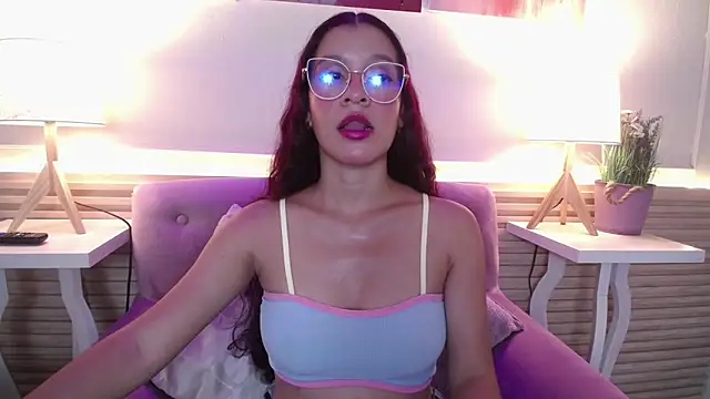 BrianaGaging online show from 4, 6, 2026