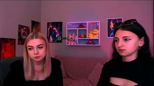 caroline honeyy online show from 17, 6, 2026