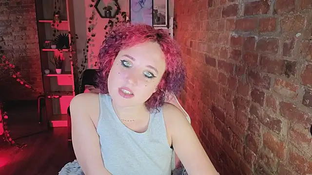 ScarlettSparkss online show from 30, 6, 2026