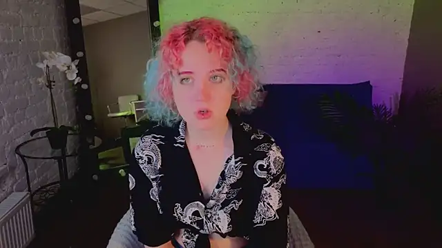 ScarlettSparkss online show from 27, 5, 2026