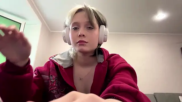 CuteLilit online show from 2, 6, 2026