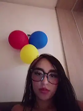 Emmarios qm online show from 27, 6, 2026