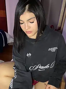 Emilyrosett  online show from 19, 5, 2026