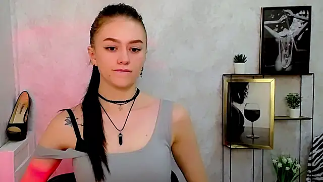 AprillXoxo online show from 12, 6, 2026