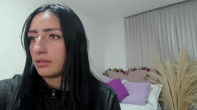 Charlotte pleasure online show from 26, 5, 2026