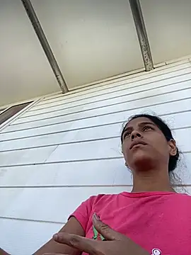 Saray queen1 online show from 7, 7, 2026