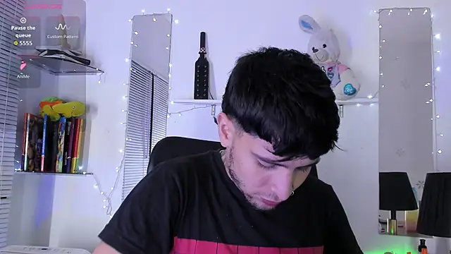 StefanoBigCock online show from 22, 5, 2026