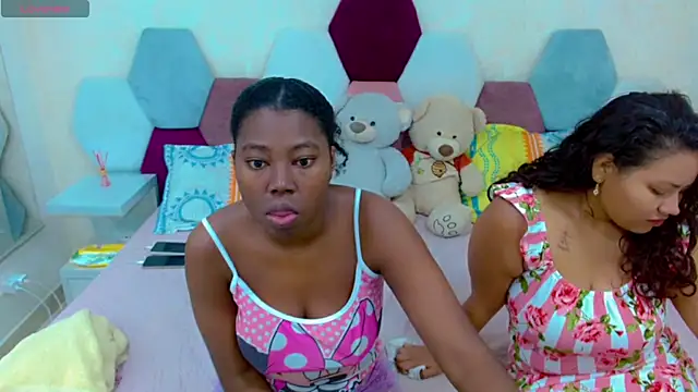 sexy duo girl online show from 17, 6, 2026
