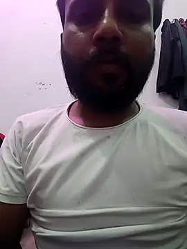 Snapshot of lovely-couple01 chatting on 14, 5, 2026 lovely-couple01 online show from 14, 5, 2026