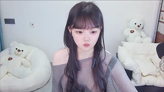 Evil-Bunny007 online show from 26, 5, 2026