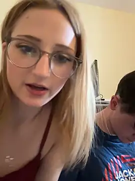 LauraundSteve  online show from 20, 5, 2026