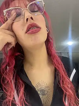 Snapshot of MeraSecretXXX chatting on 7, 6, 2026 MeraSecretXXX online show from 7, 6, 2026