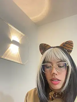 Snapshot of MeraSecretXXX chatting on 29, 5, 2026 MeraSecretXXX online show from 29, 5, 2026