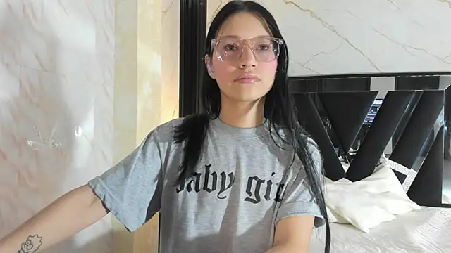 SophiieCalloway1 online show from 6, 6, 2026