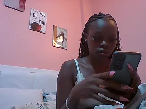 Snapshot of shantell_1 chatting on 29, 5, 2026 shantell 1 online show from 29, 5, 2026