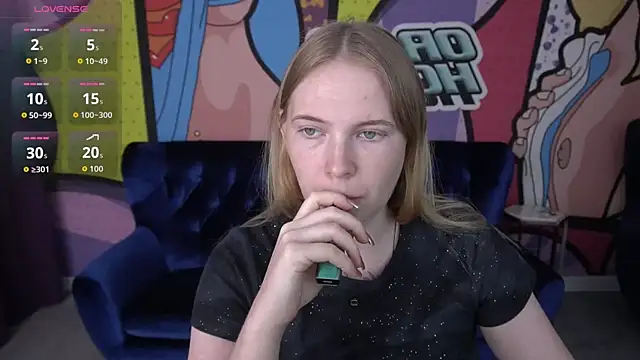 NikkyReyyy online show from 14, 6, 2026